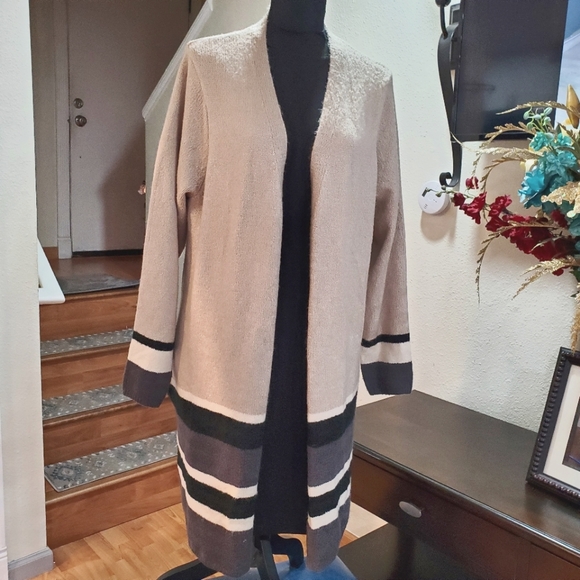 Ashley Stewart long length sweater    size 14/16 - Picture 2 of 8